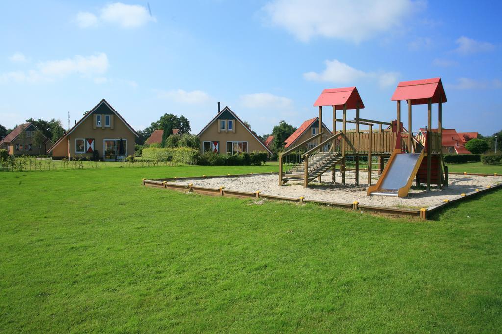 Villapark Akenveen Tynaarlo Стая снимка